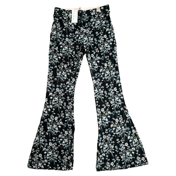 VERA BRADLEY Black Floral Flared Pants w/ Tag, Small SRP: $52 - Picture 1 of 6
